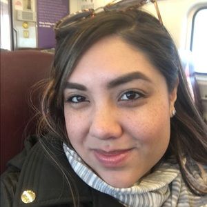 Meet your Posher, Andrea